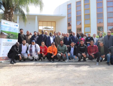 Attendees gathered outside a modern building during the Training and Innovation Roadshow in Belbeis. Group photo of participants at the Training and Innovation Roadshow in Belbeis.